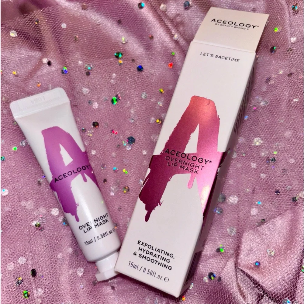 💝NIB Exfoliating lip treatment by Aceology💝